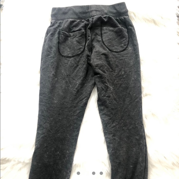Cotton On Sweatpants - Picture 2 of 4
